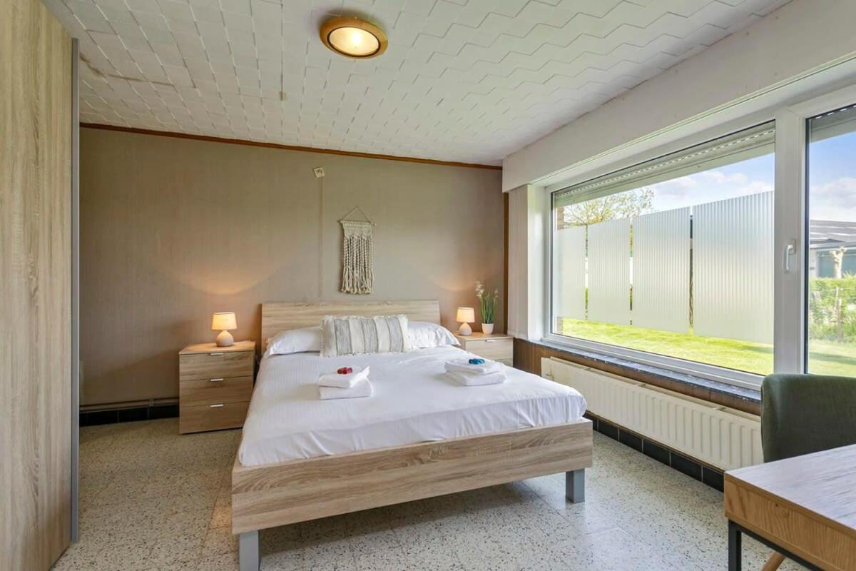 Villa Huswell - Bungalow With Garden At 5 Minutes From The Beach De Haan Exterior foto