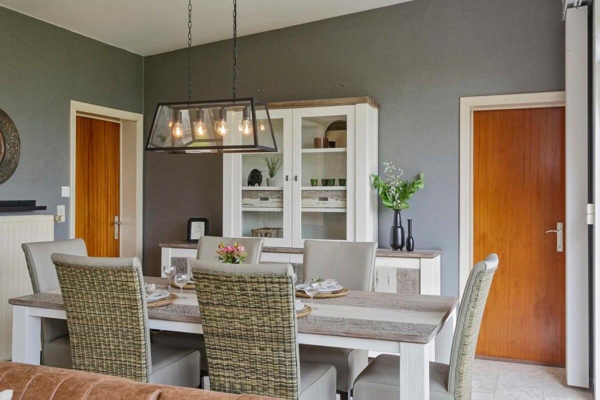 Villa Huswell - Bungalow With Garden At 5 Minutes From The Beach De Haan Exterior foto