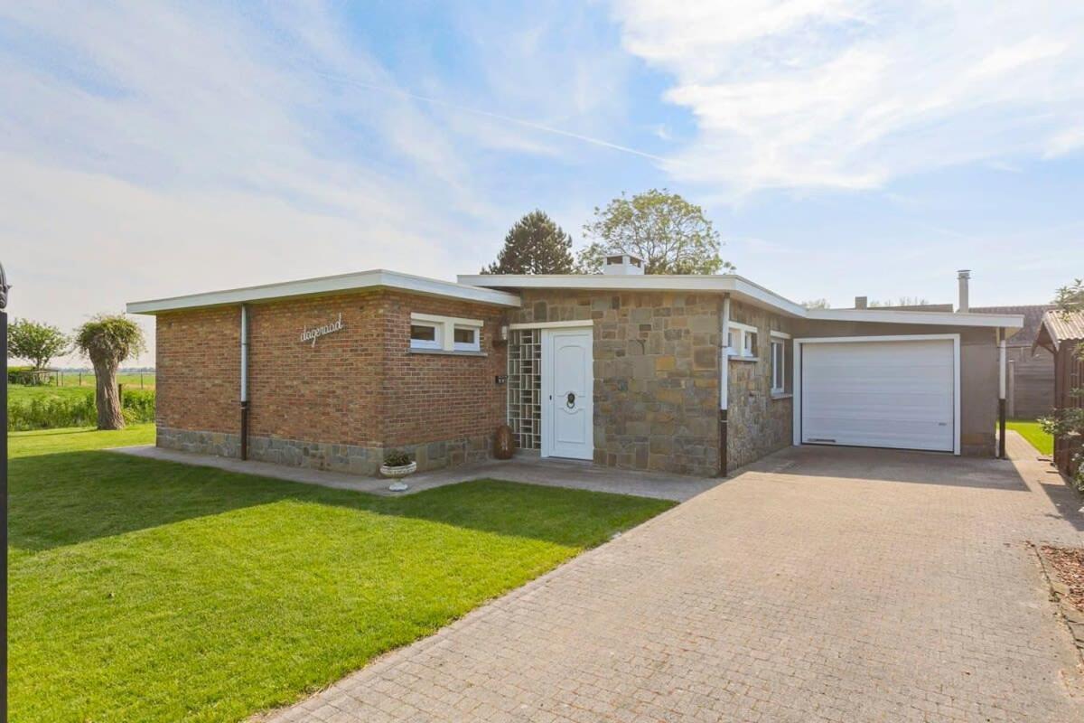 Villa Huswell - Bungalow With Garden At 5 Minutes From The Beach De Haan Exterior foto